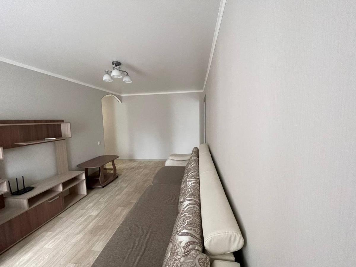 Apartment On Kievskaya Street Bishkek Ngoại thất bức ảnh